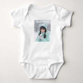 Mintiga vinterdrömmar: Söt Kawaii barnkonst T Shirt