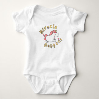 Mirakel händer söt enhörning design för bebisar t shirt