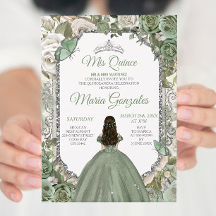 Mis Quince Sage Grönt & Silver Blommigt Quinceañer Inbjudningar