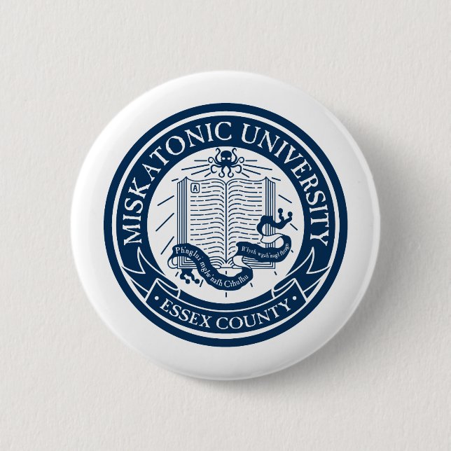 Miskatonic Universiteten Button Knapp (Framsida)