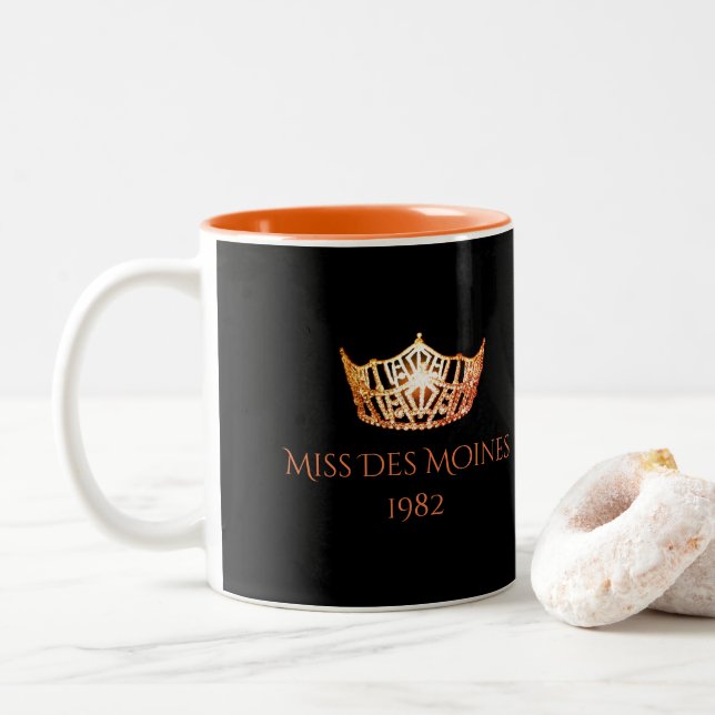 Miss America stil Custom Name Orange Krona Mugg (Med munk)