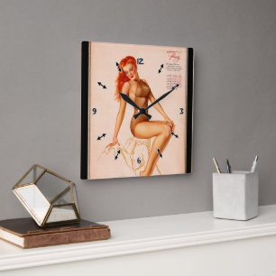 Miss februari Varga Girl 1946 Pin-up Calendar Fyrkantig Klocka