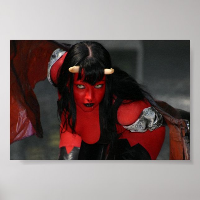 Miss Ro Noir som "Purgatori" Poster (Framsidan)