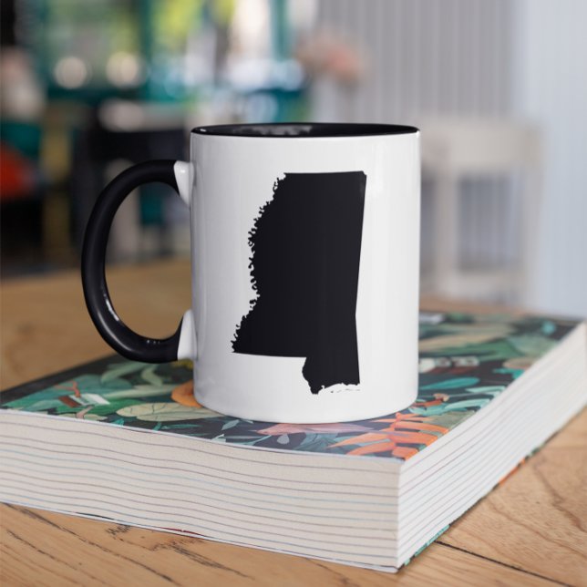 Mississippi i svart och vitt mugg (Add text to create your own souvenir coffee cup.)