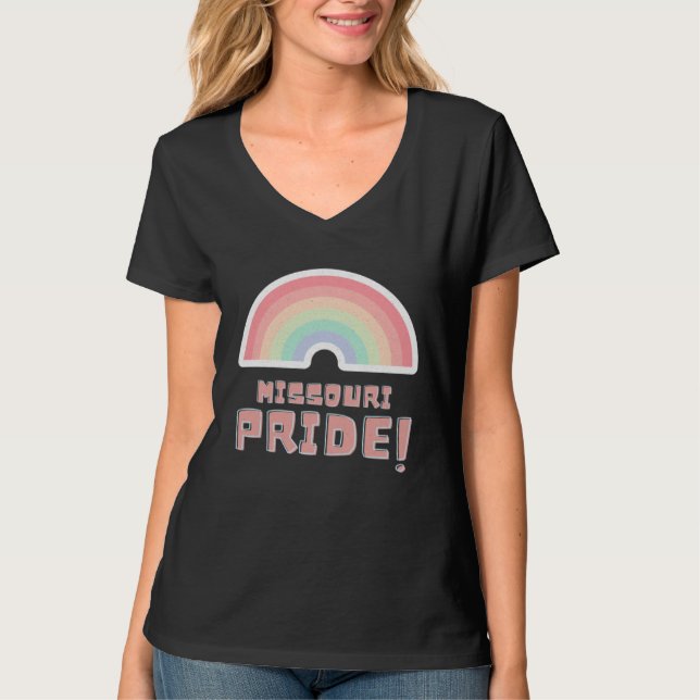 Missouri Pride LGBTQ Cute Rainbow Minimalist Pride T Shirt (Framsida)