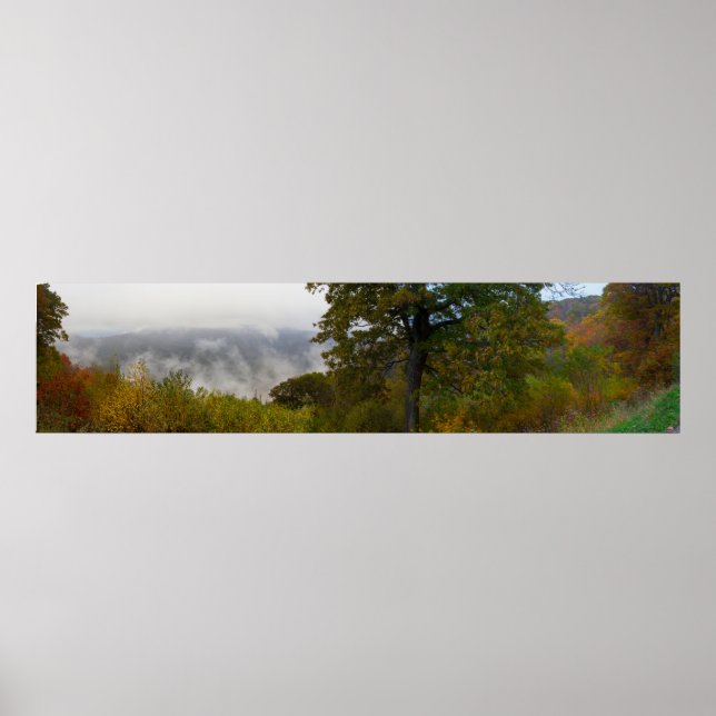 Mist over Shenandoah National Park, Virginia Poster (Framsidan)