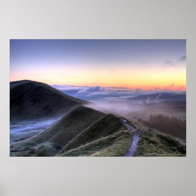 mistig gryning poster (Framsidan)