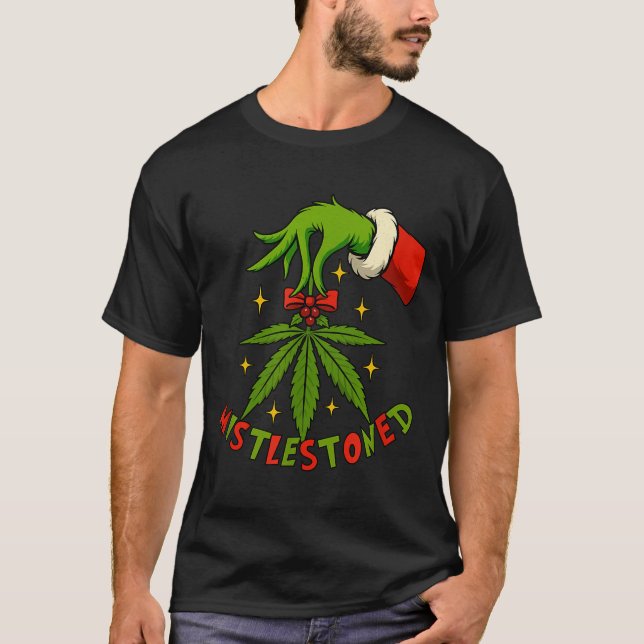 Mistlestoned Weed Leaf Funny Stoner Christmas  T Shirt (Framsida)