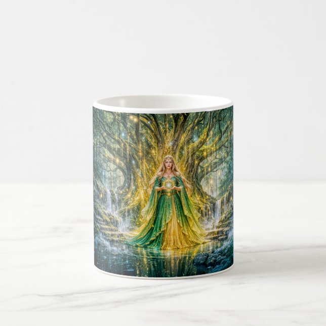 Mistress Beneath the World Tree – Fantasy Magic Ar Kaffemugg (Center)