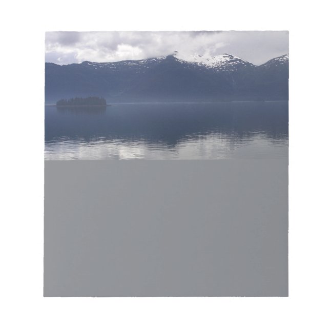 Misty Alaska Sea in Shades of Blue Anteckningsblock (Framsida)