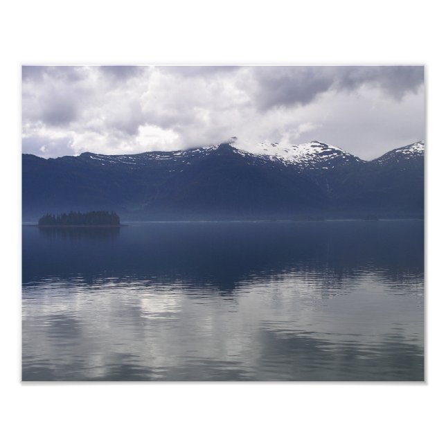 Misty Alaska Sea in Shades of Blue Fototryck (Framsidan)