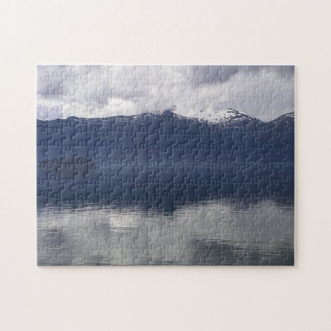 Misty Alaska Sea in Shades of Blue Pussel (Horisontell)
