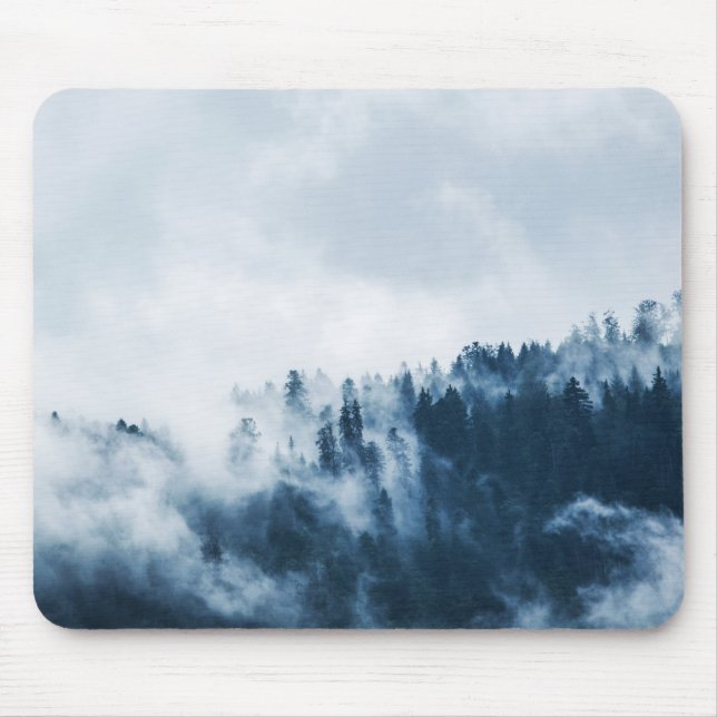 Misty Forest Mountain Musmatta (Framsidan)
