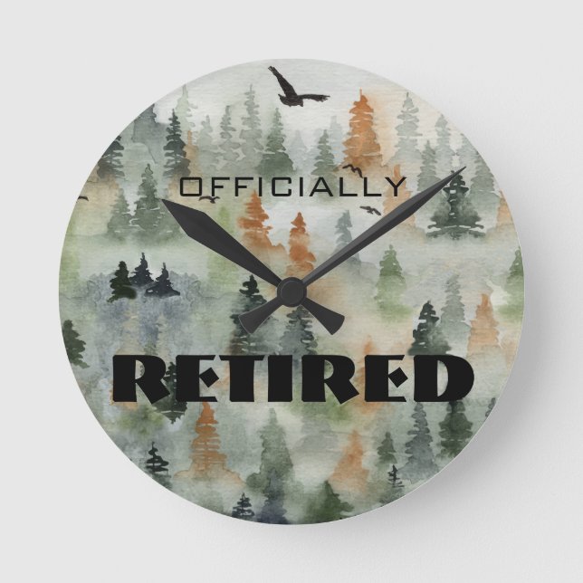 Misty Forest Officiellt pensionerad eller ANY ORD  Rund Klocka (Framsida)
