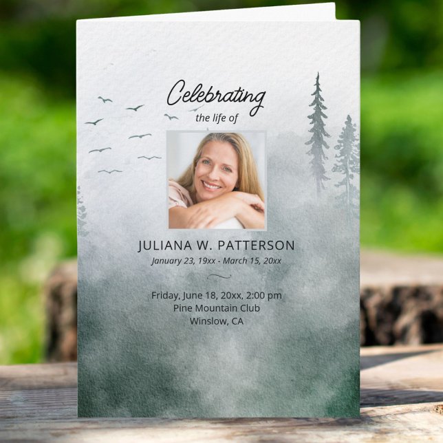 Misty Gräs Forest Firande of Life Funeral Program (Skapare uppladdad)