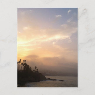 Misty Laguna Beach Sunrise-vykort Vykort