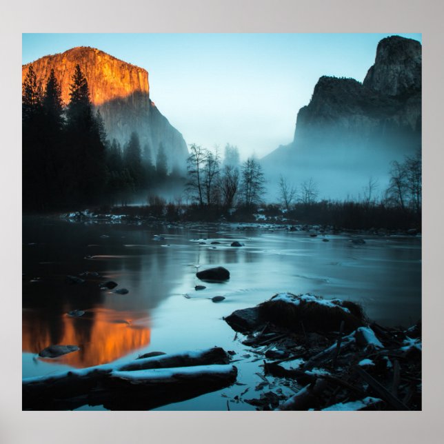 Misty Sunset in Yosemite Poster (Framsidan)