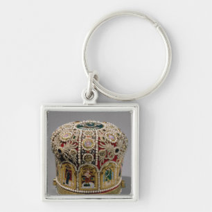 Mitrekronauppsättning med pärlor och dyrbart fyrkantig silverfärgad nyckelring