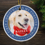 Mitt första julfoto hemma - Modern Pet Photo Julgransprydnad Keramik<br><div class="desc">Den här enkla och klassiska designen består av serif-typografi och lägger till ett anpassningsbar-foto. "Min första jul i mitt eviga hem" omger fotot på anpassningsbarna.</div>