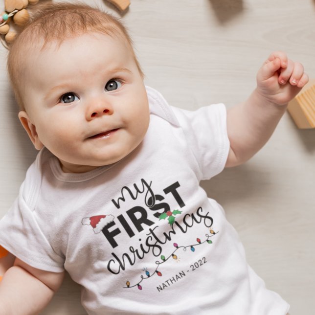 Mitt första julnamn t shirt (Skapare uppladdad)