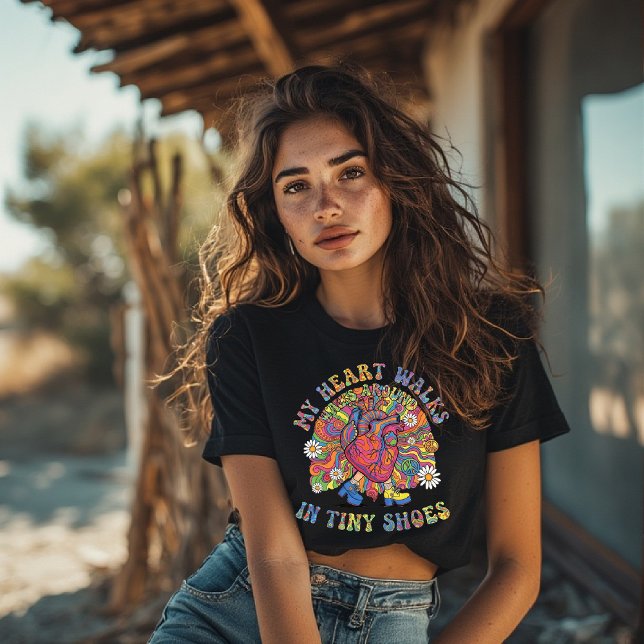 Mitt hjärta går runt i små kuster t shirt (Skapare uppladdad)