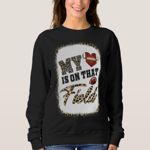 Mitt hjärta ligger på att fotboll Mamma Mor Fält D T Shirt