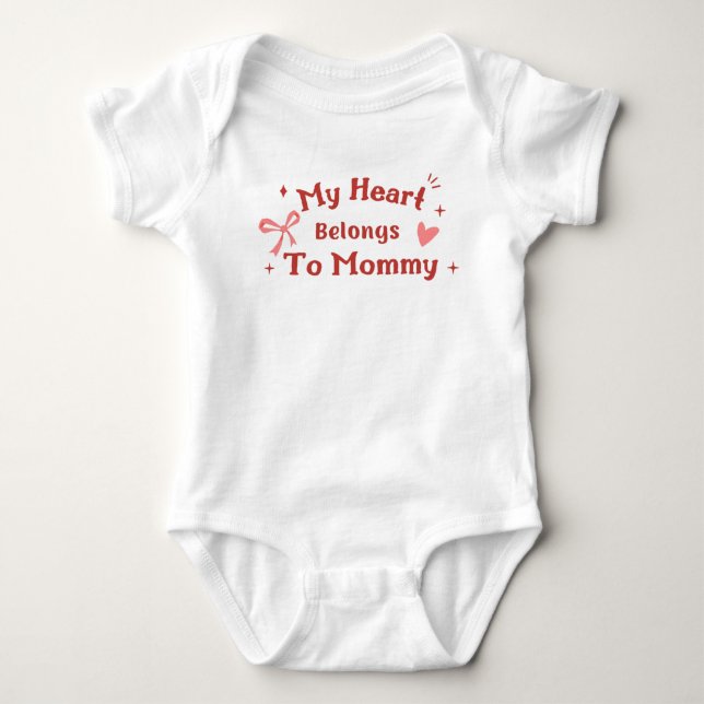 Mitt hjärta tillhör mamma t shirt (Framsida)