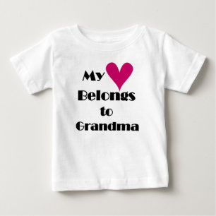 Mitt hjärta tillhör mormor tee shirt