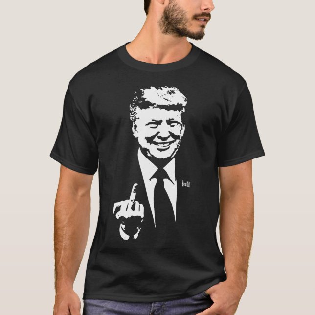 Mitten Finger Trump 2024 Val Amerika T Shirt (Framsida)