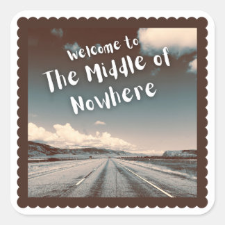 Mitten i Nowhere Sticker Fyrkantigt Klistermärke