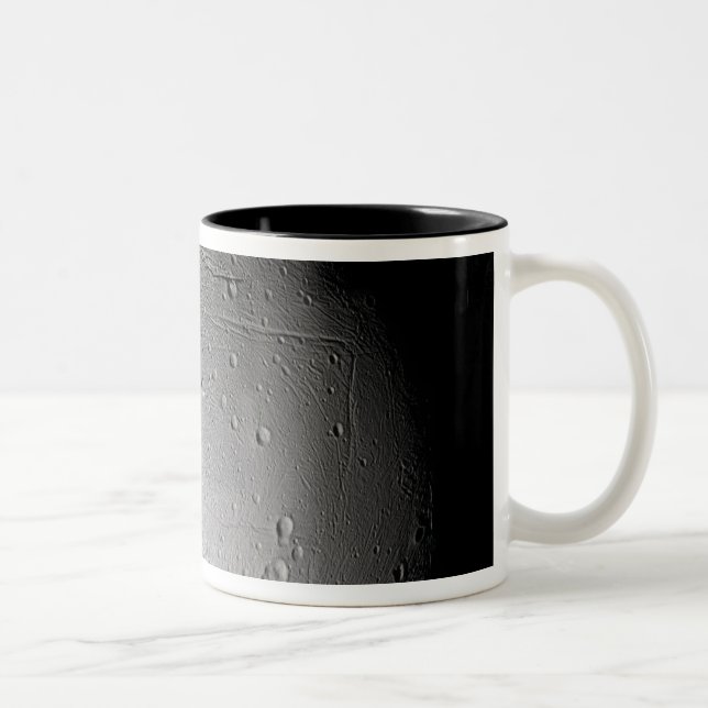 Mittens måne Enceladus 3 Två-Tonad Mugg (Höger)