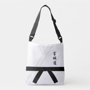 Miyagi gör Karate Axelväska
