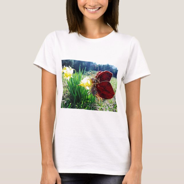 Mjölk i Daffodils T-shirt (Framsida)