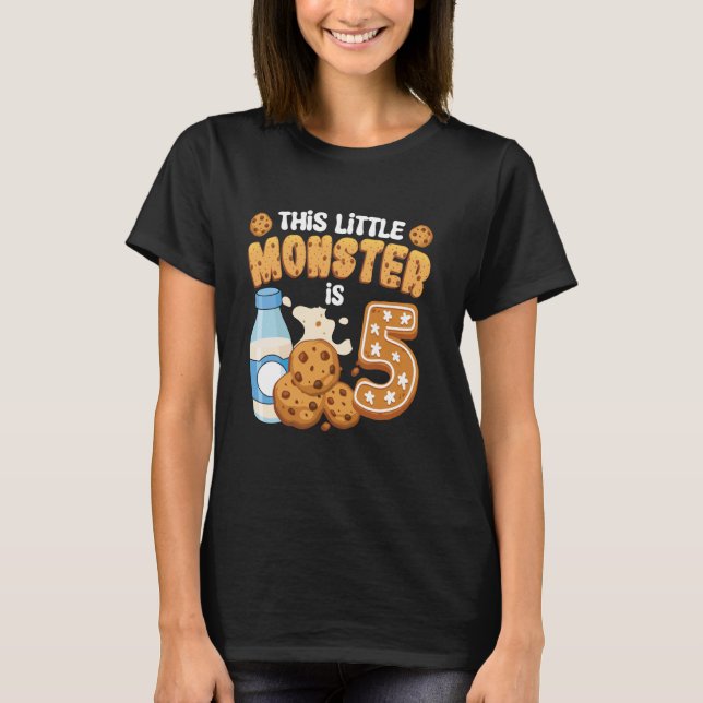 Mjölk och Cookies Den här lilla monstern är 5:e da T Shirt (Framsida)