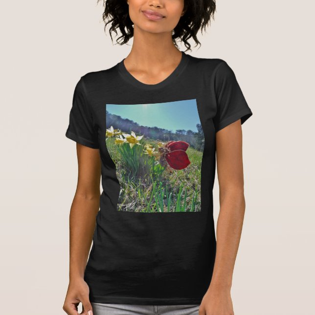 Mjölk och gula blommor tee shirt (Framsida)
