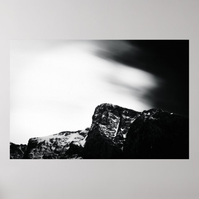 Mjölkmoln ovanför berget Krn Poster (Framsidan)