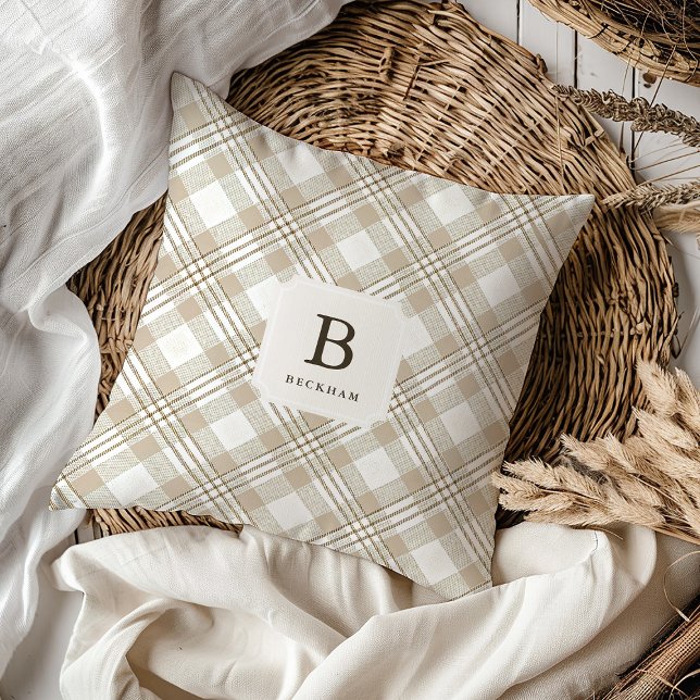 Mjuk Beige Gingham Monogram Julstämning Kudde (Skapare uppladdad)