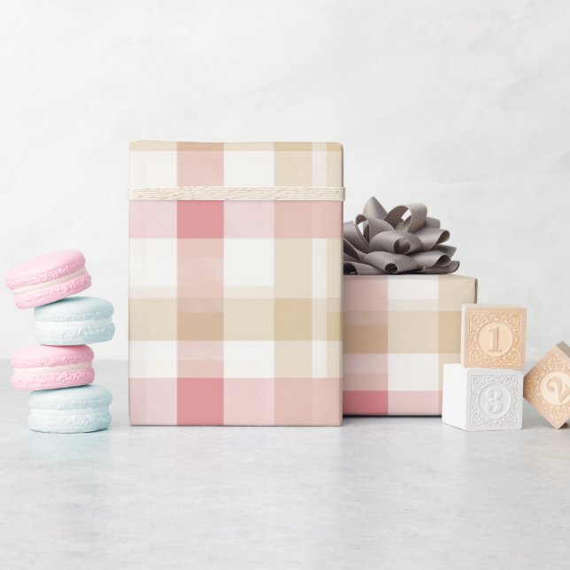 Mjuk Beige Rosa Romantisk Gingham Rutig Mönster Presentpapper (Baby Shower)
