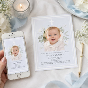 Mjuk blå foto pojke vita blommor båge Dop Inbjudningar