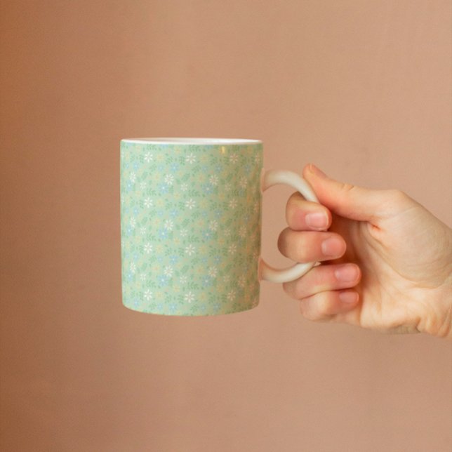 Mjuk Blommigt av Grönt med vitt blått Gula blommor Kaffemugg (Skapare uppladdad)