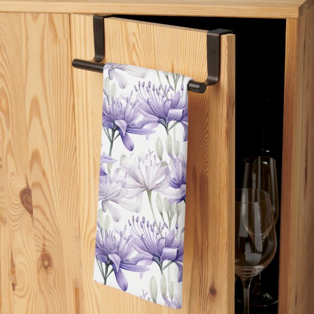 Mjuk Blommigt för vattenfärgad Lila, mönster Kökshandduk (Thirds Fold)