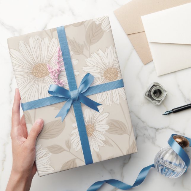 Mjuk neutral solroskräm floral mönster presentpapper (Gifting)