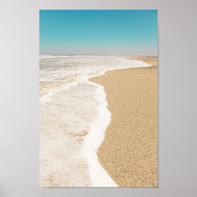 Mjuk pastel Ocean Sandy Beach Himlar Vågar Skam Poster (Framsidan)