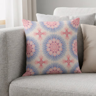Mjuk pastel Rosa Blue Blommigt Kaleidoscope Mönste Kudde