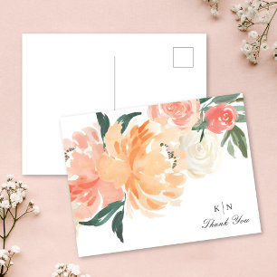 Mjuk persikofärgad Blommigt Monogram Bröllop Tack Vykort