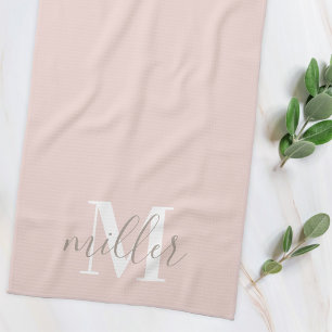 Mjuk Rosa Anpassad Familjenamn Monogram Kökshandduk
