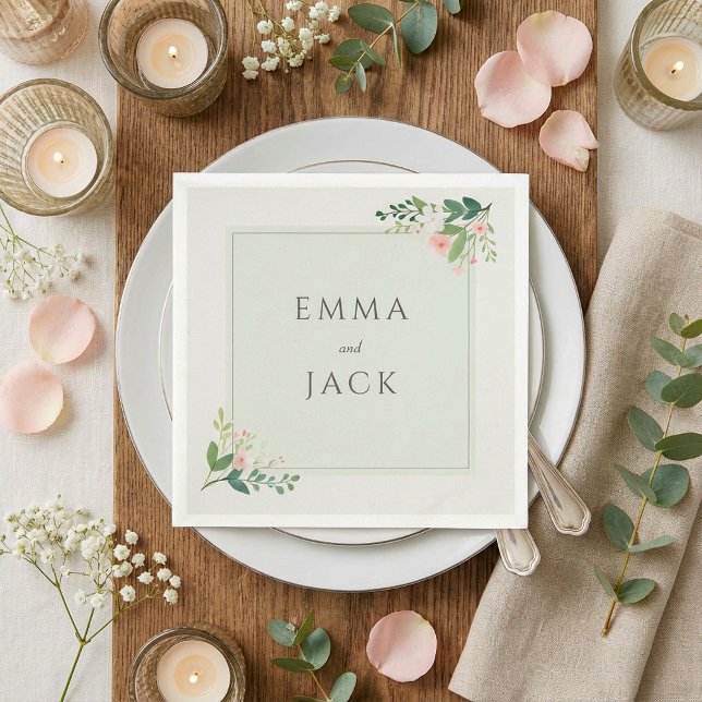 Mjuk rosa grönska namn bröllop pappersservett (Soft pink greenery names wedding napkins.)