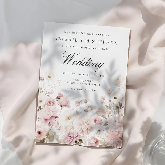 Mjuk Rosa och vit Elegant Bloom Blommigt Bröllop Inbjudningar (Skapare uppladdad)