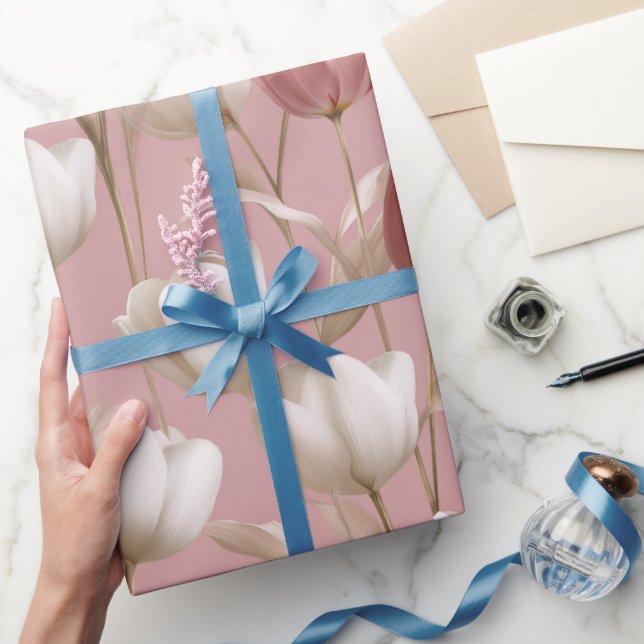 Mjuk Rosa Tulpan Vit Blommig Mönster Presentpapper (Gifting)