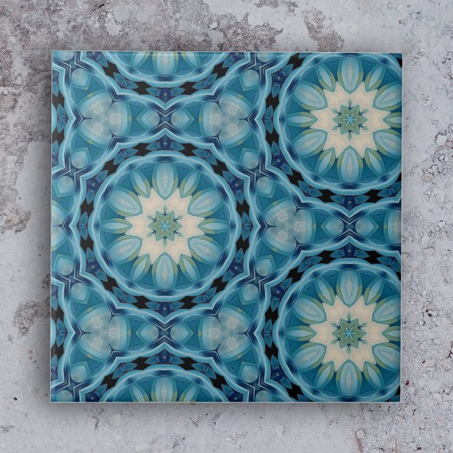 Mjuka blå och indigo geometriska former, Blommigt  Kakelplatta (Skapare uppladdad)
